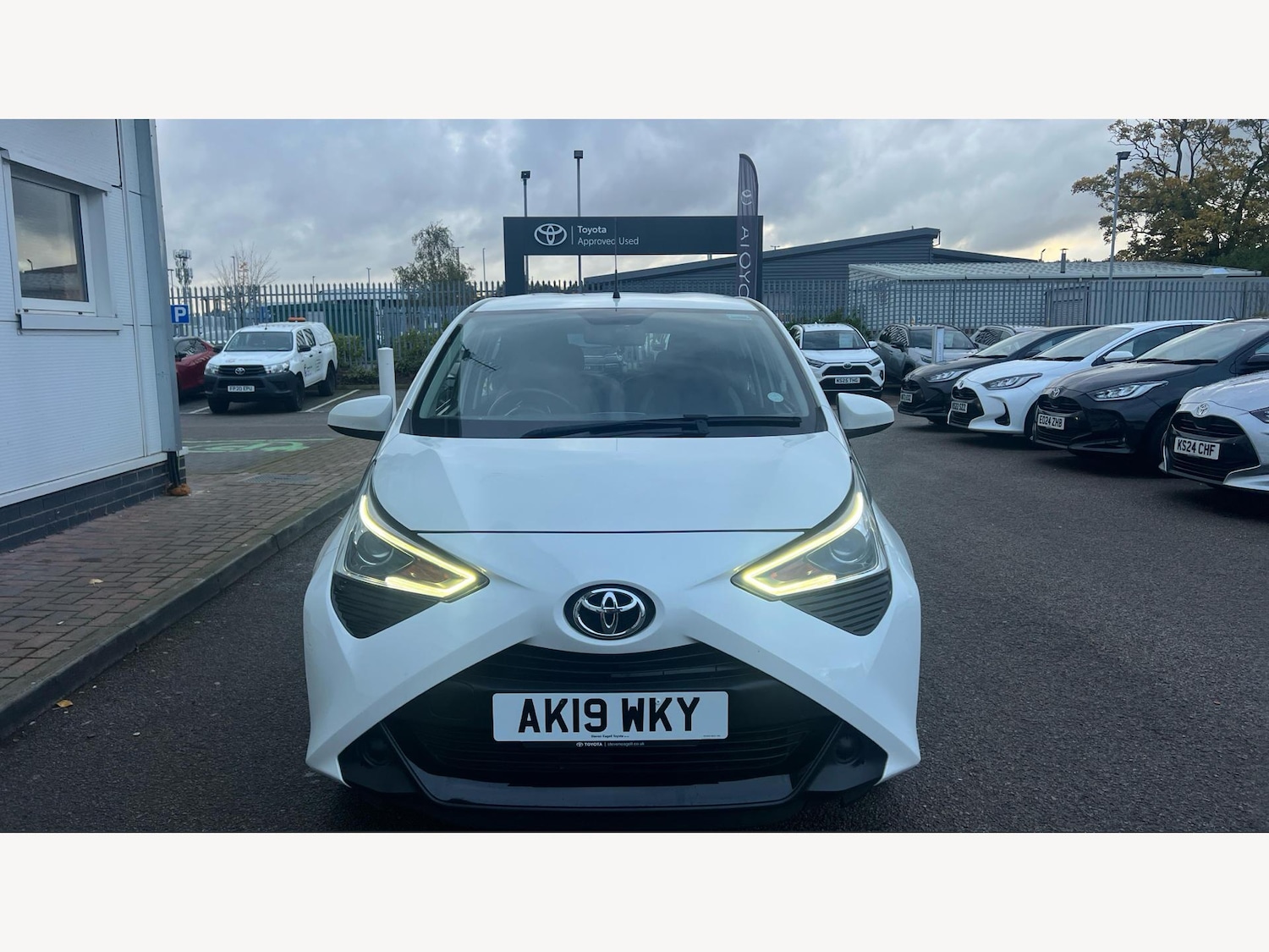 Used Toyota AYGO 2019 for sale - 76360921: Photo 17