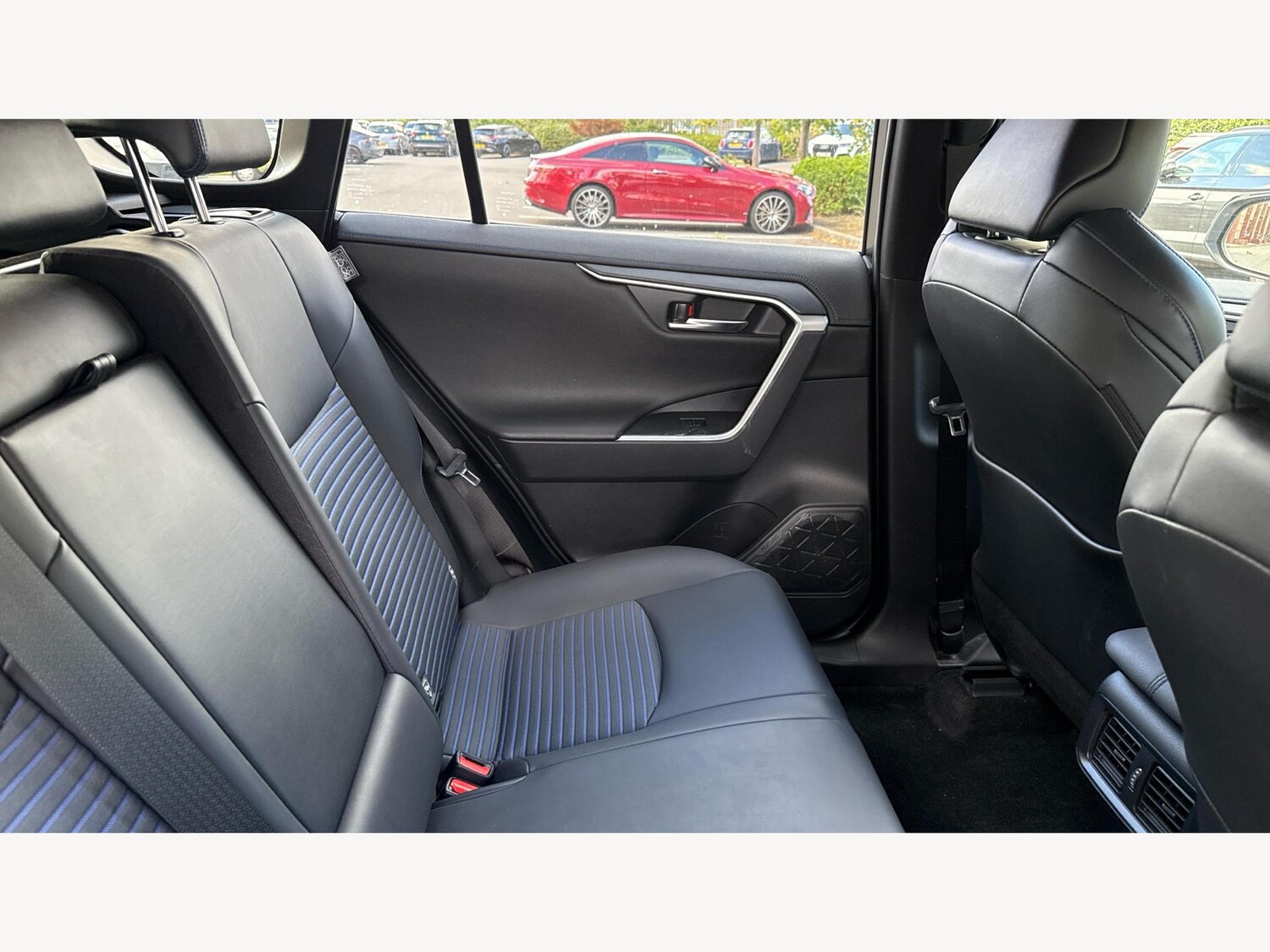 Used Toyota RAV4 2022 for sale - 76283476: Photo 15