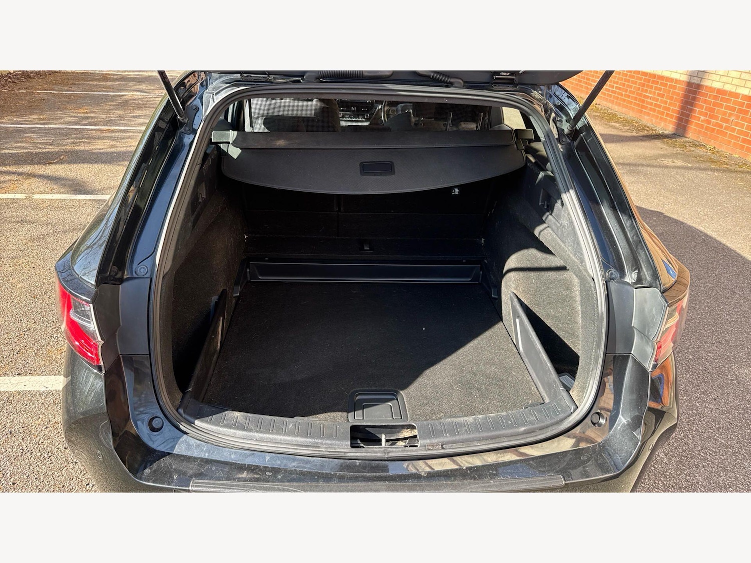 Used Toyota Corolla for sale - 77977662: Photo 16