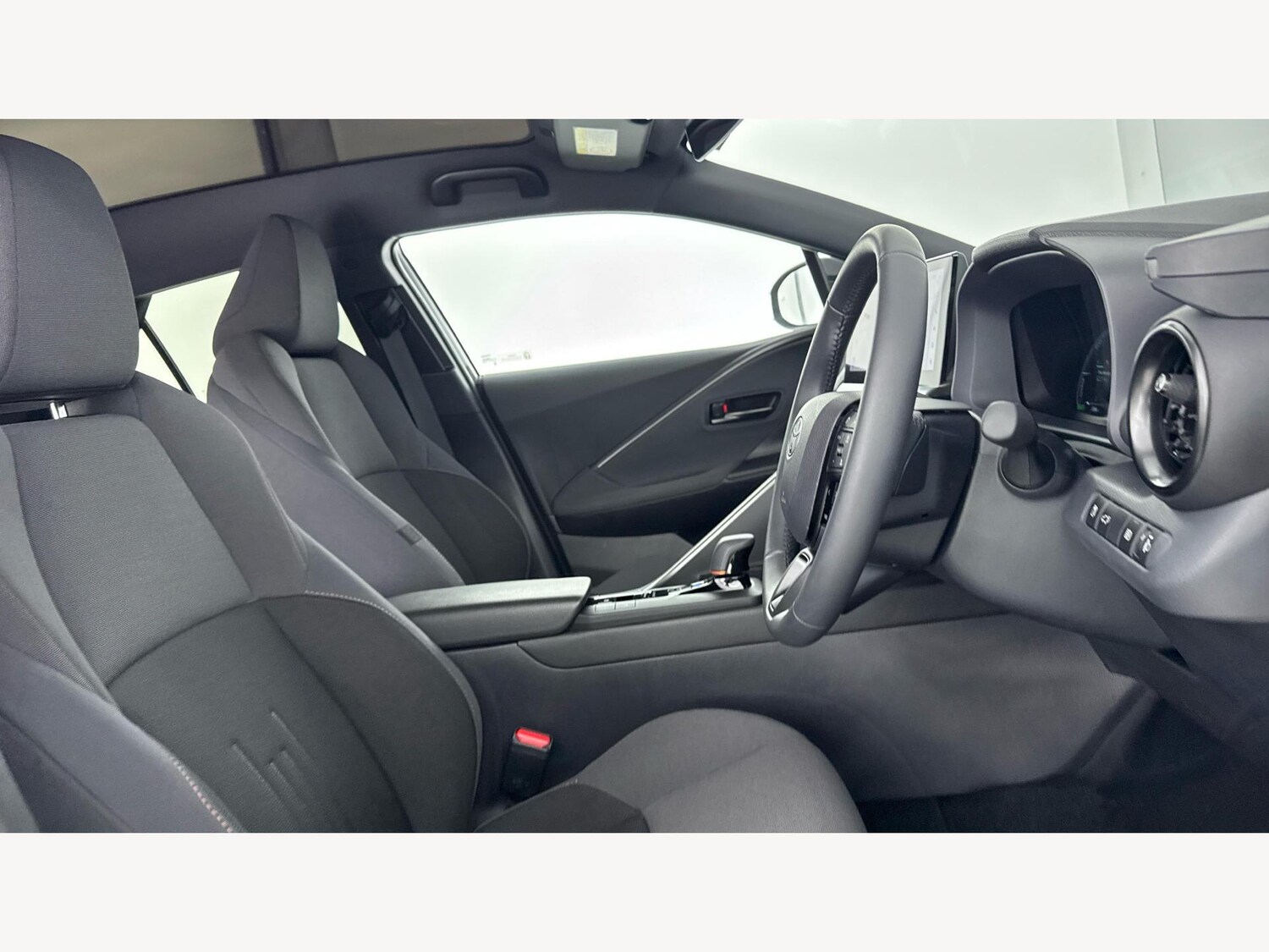 Used Toyota C-HR 2024 for sale - 77455894: Photo 13