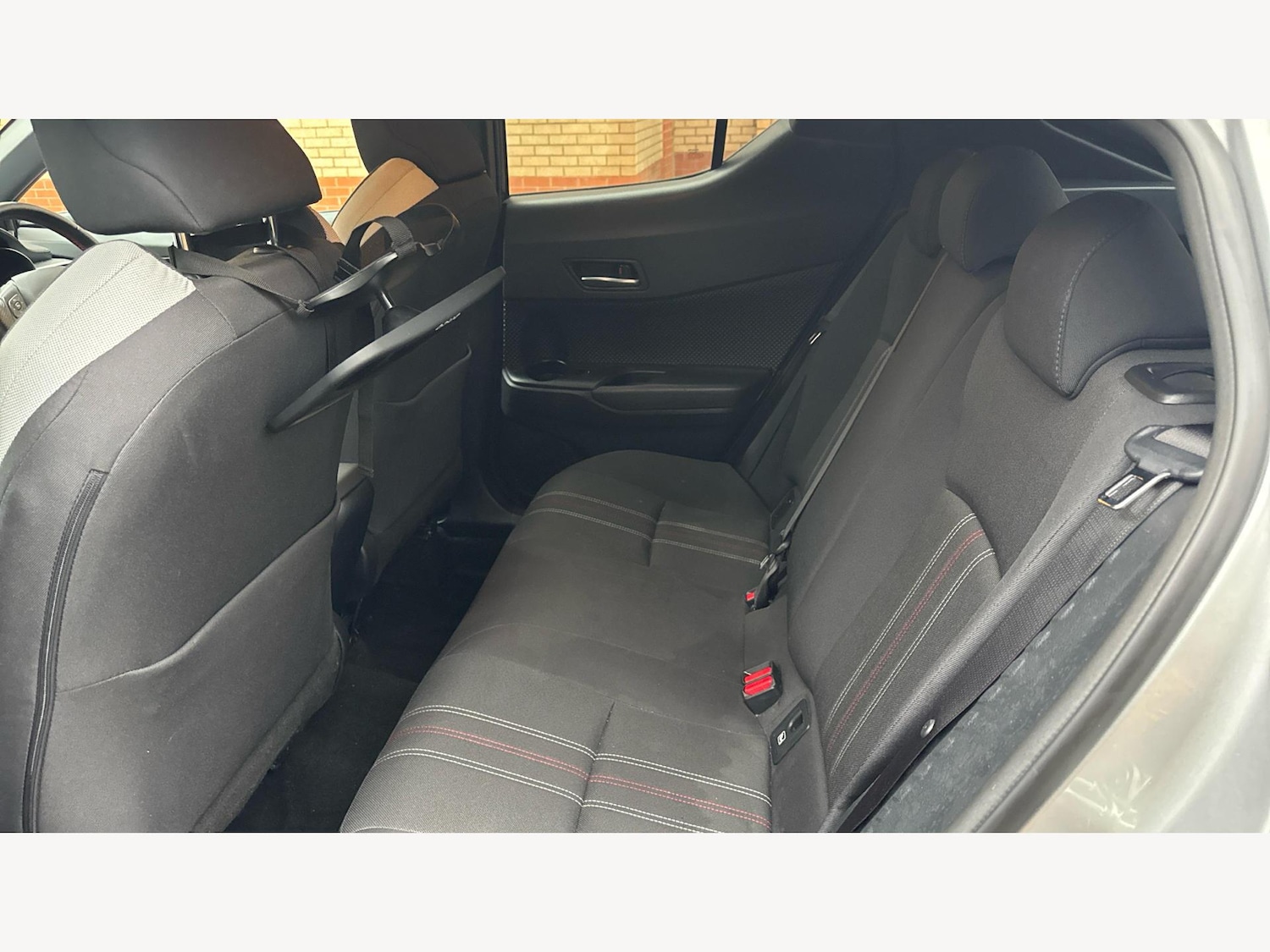 Used Toyota C-HR 2023 for sale - 76658179: Photo 15