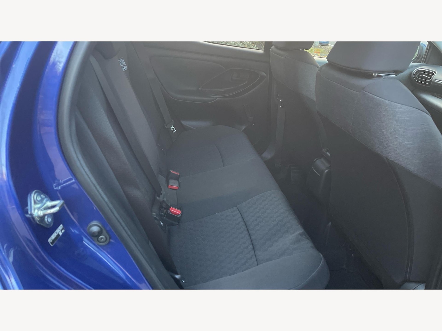 Used Toyota Yaris for sale - 76398997: Photo 14