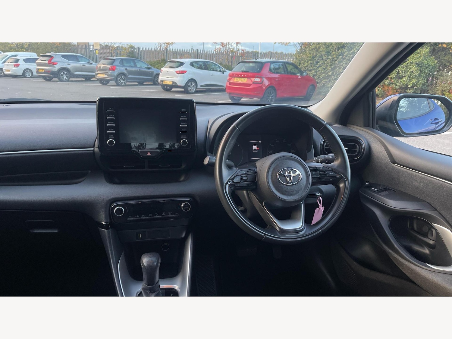 Used Toyota Yaris for sale - 76398997: Photo 7