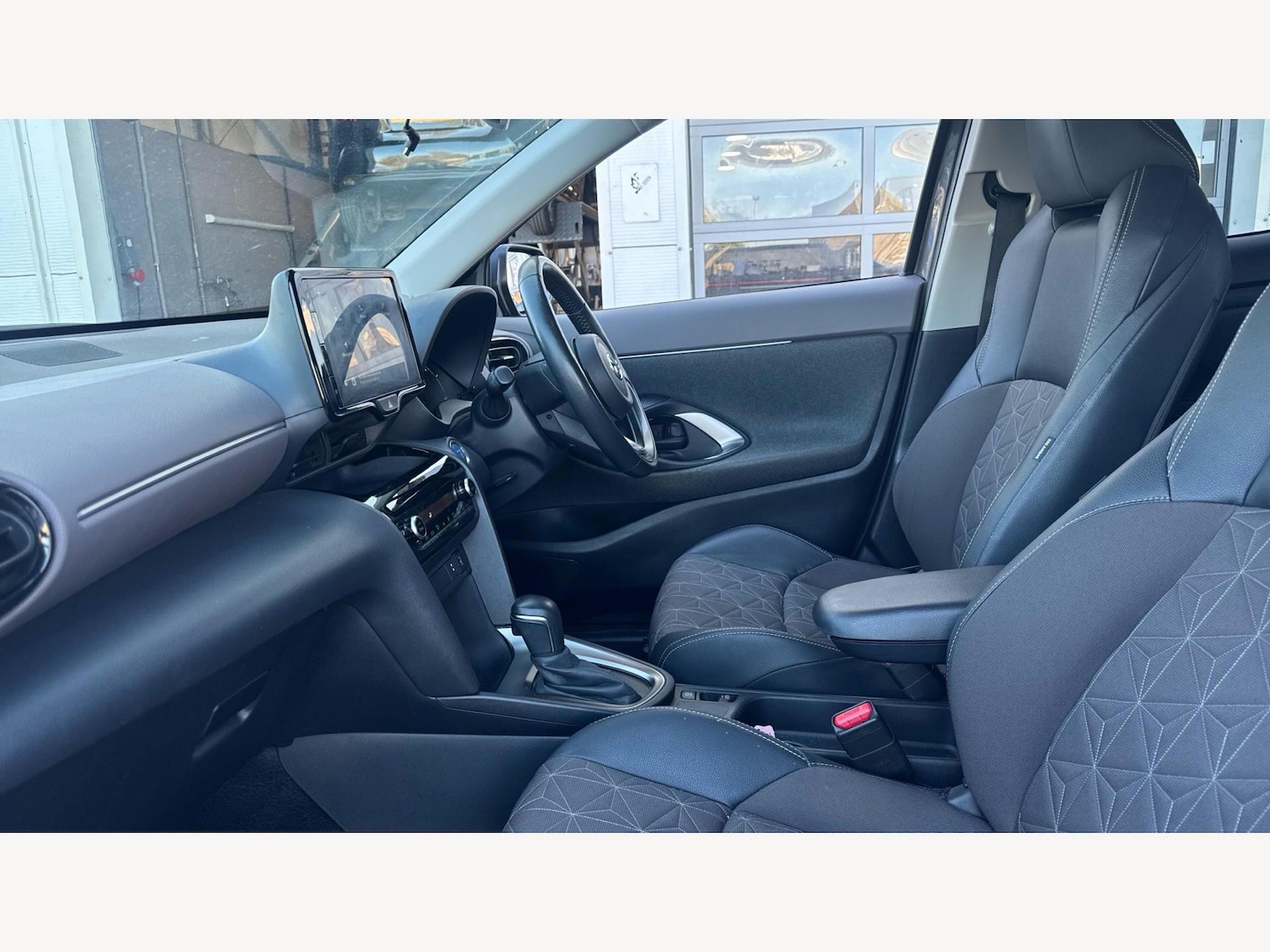 Used Toyota Yaris Cross 2021 for sale - 77982290: Photo 12
