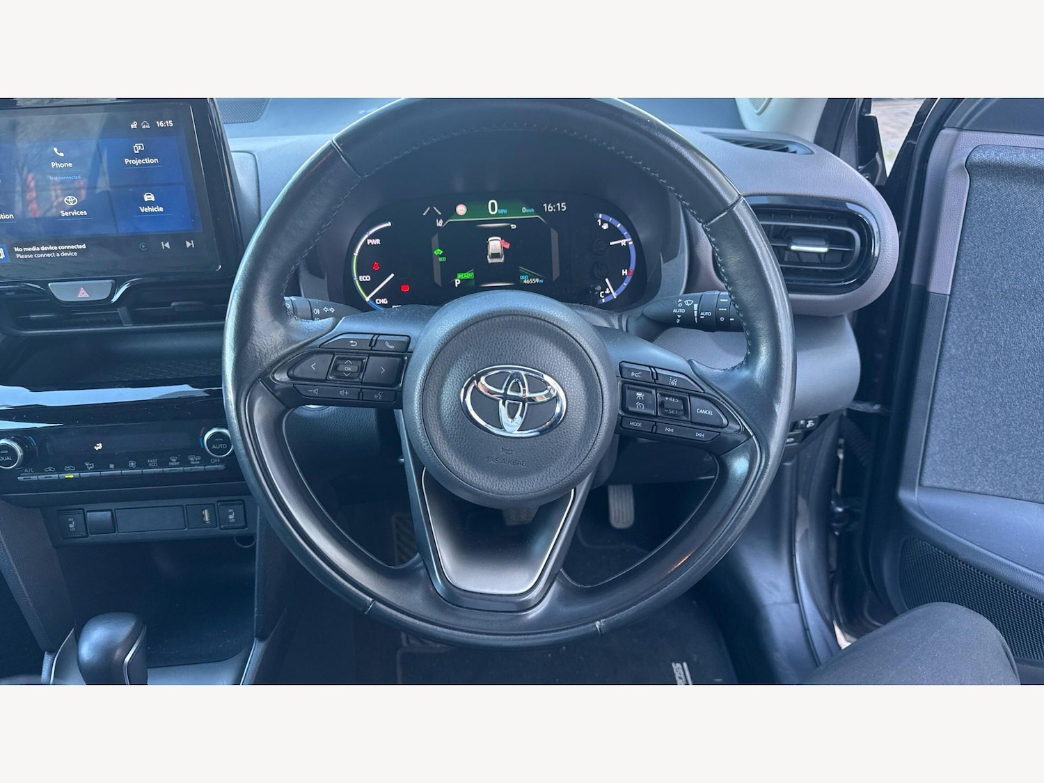 Used Toyota Yaris Cross 2021 for sale - 77982290: Photo 8