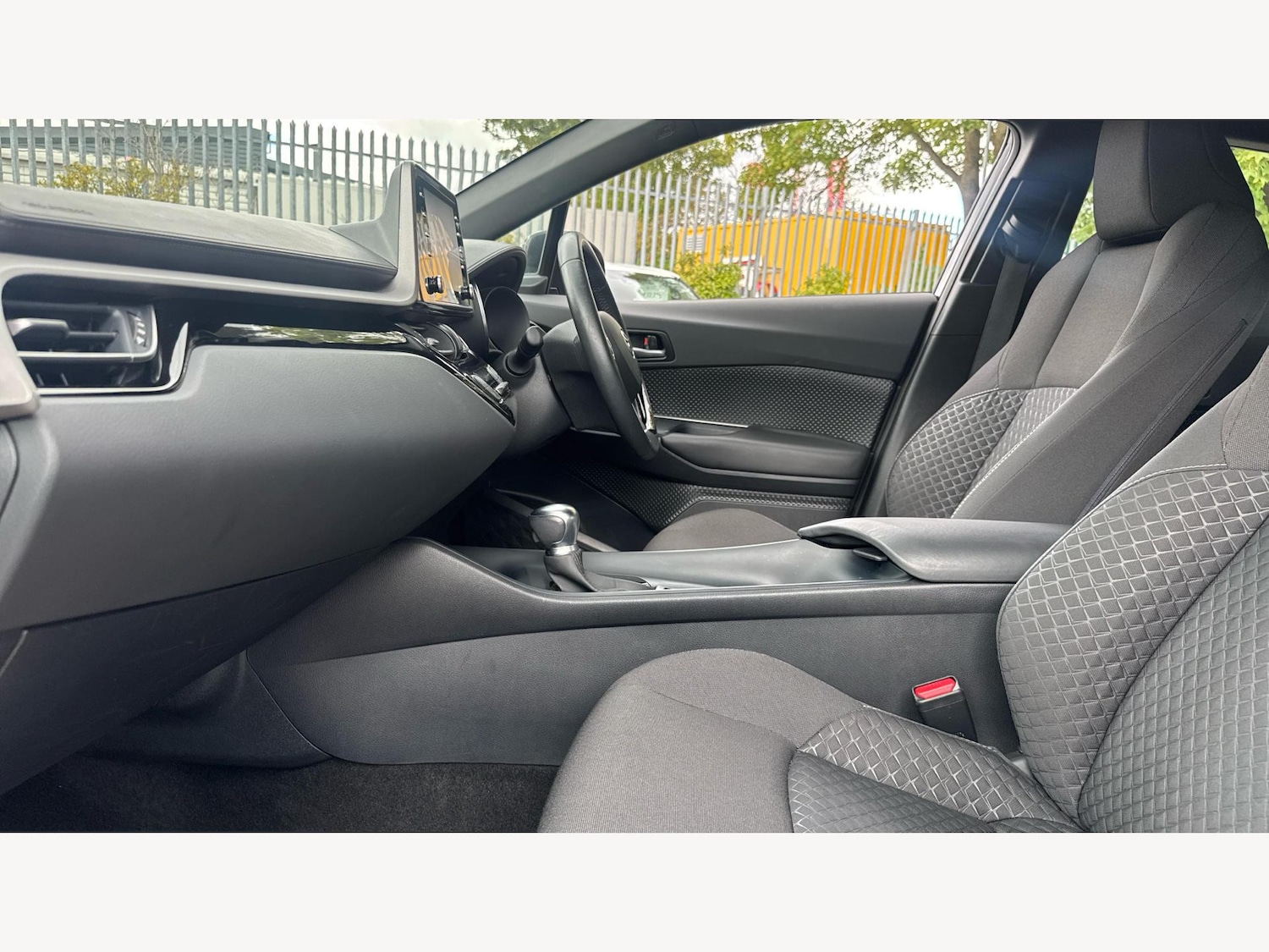 Used Toyota C-HR 2022 for sale - 76032714: Photo 12