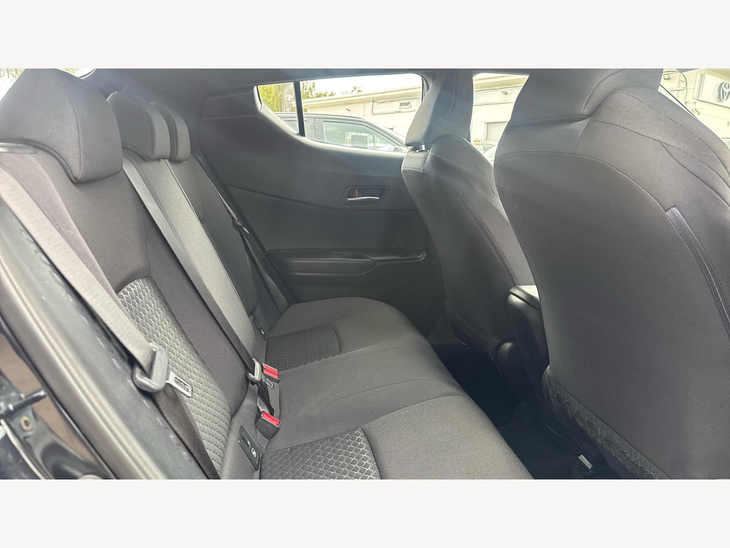 Used Toyota C-HR 2022 for sale - 76032714: Photo 14