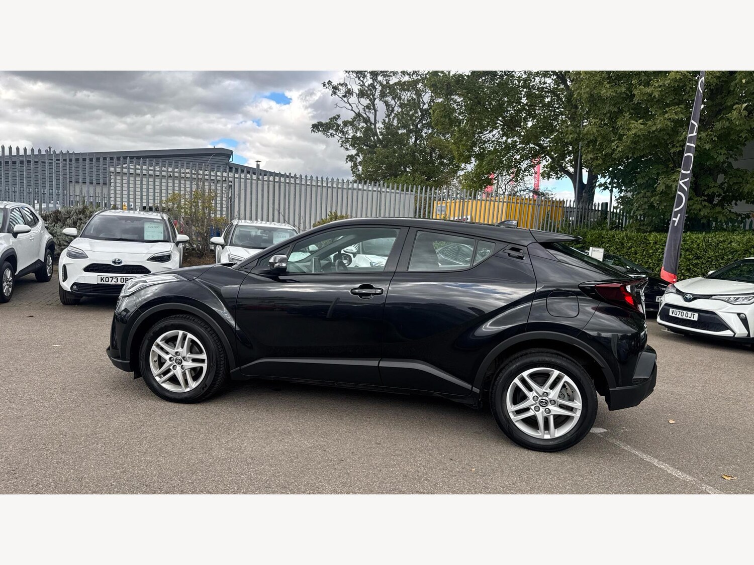 Used Toyota C-HR 2022 for sale - 76032714: Photo 19