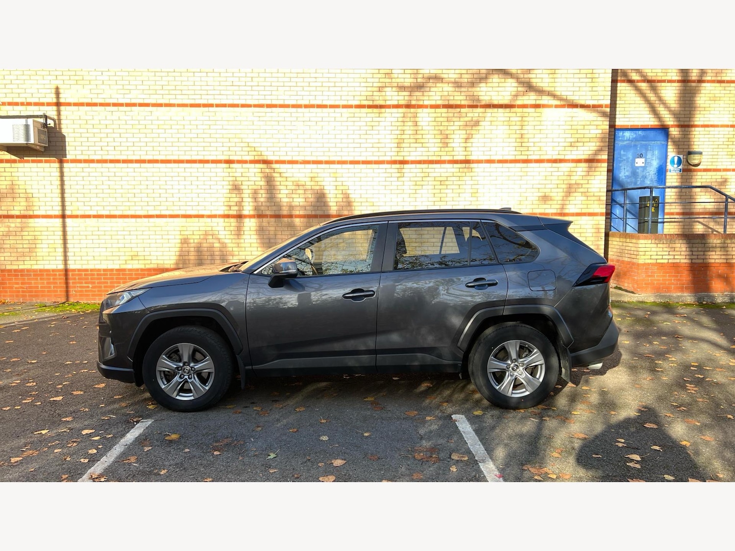 Used Toyota RAV4 2023 for sale - 76612949: Photo 19