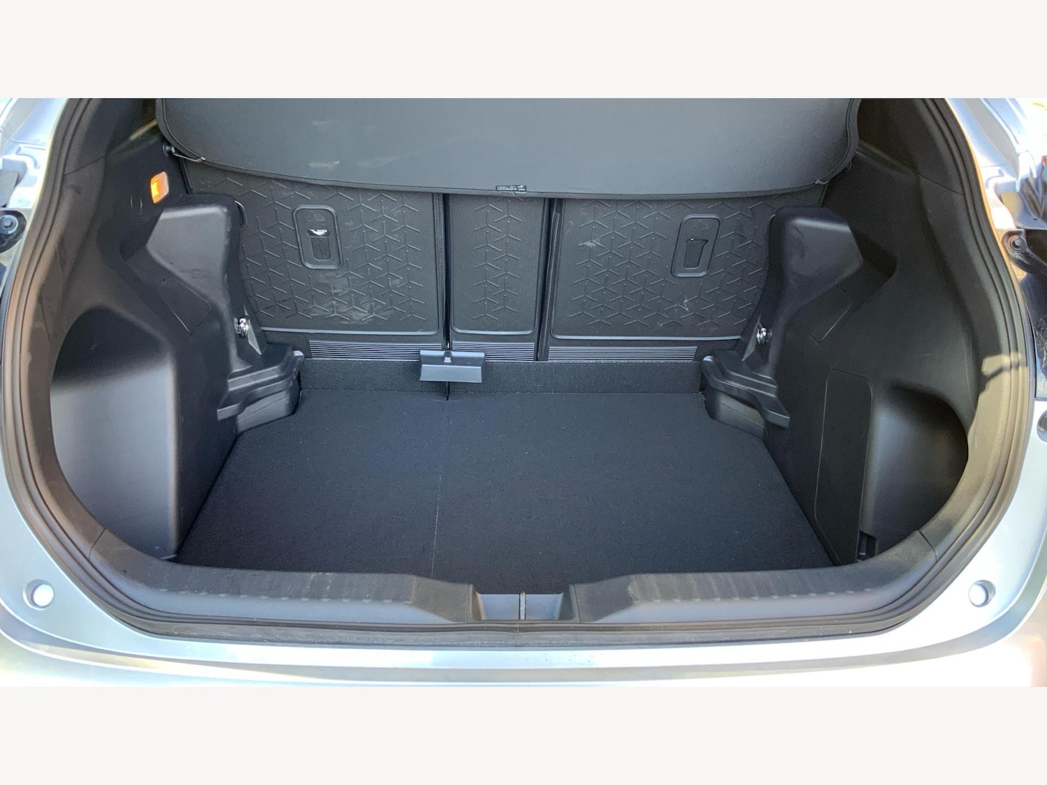 Used Toyota Yaris Cross 2025 for sale - 76151151: Photo 16