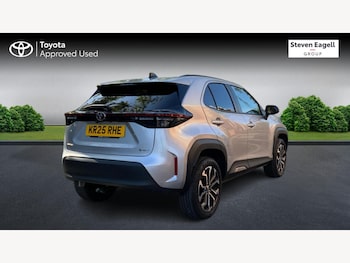 Used Toyota Yaris Cross 2025 for sale - 76151151: Photo 2