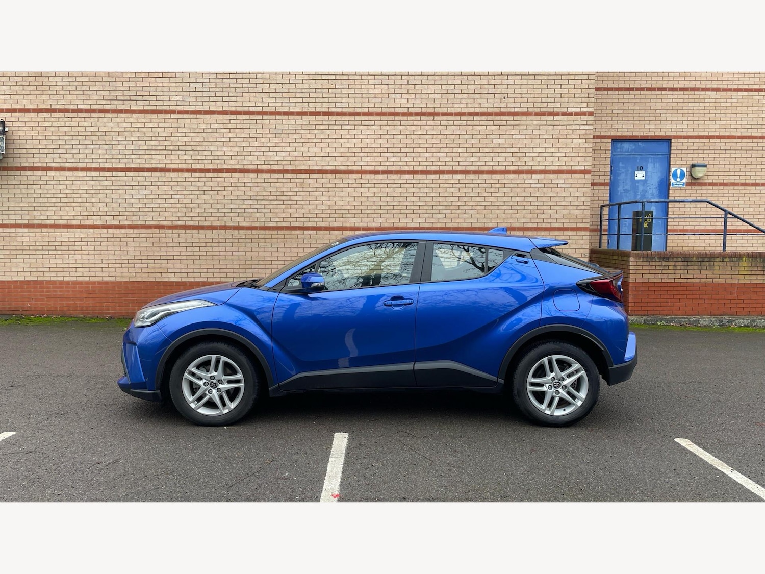 Used Toyota C-HR 2022 for sale - 77203988: Photo 19