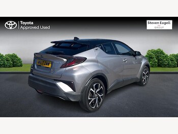 Used Toyota C-HR 2017 for sale - 78404813: Photo
