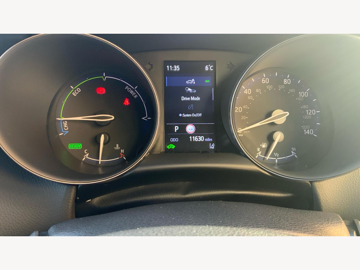 Used Toyota C-HR 2023 for sale - 76832338: Photo 11