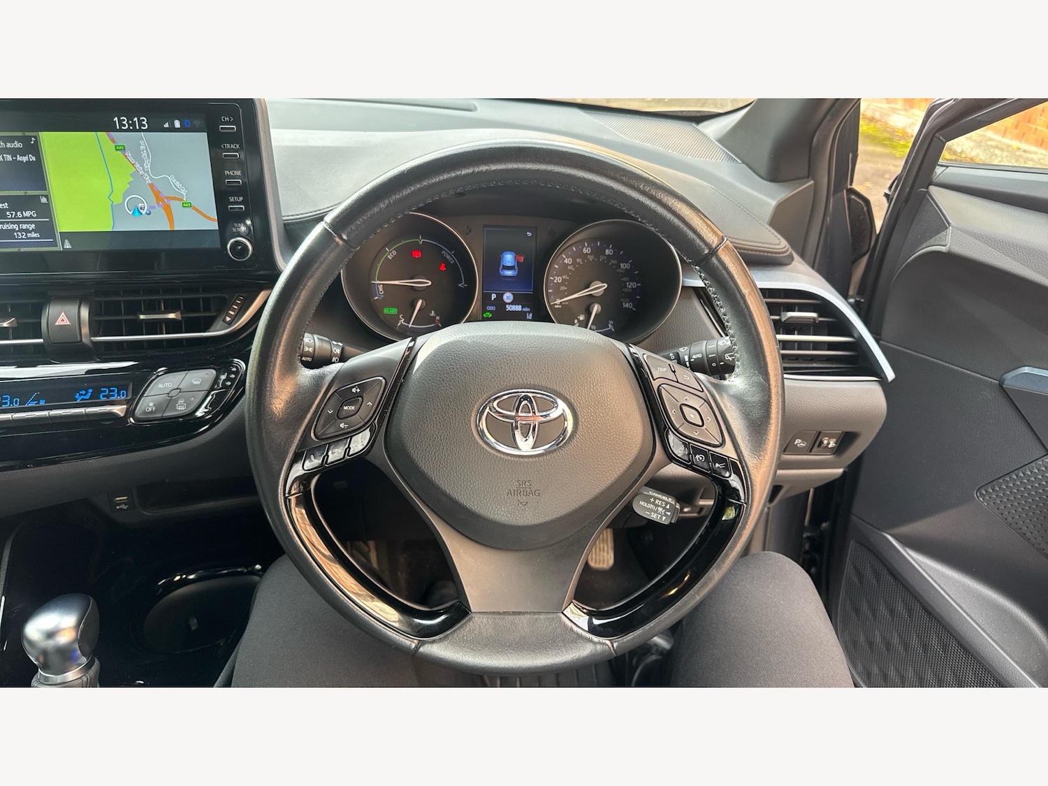 Used Toyota C-HR 2021 for sale - 76361224: Photo 8