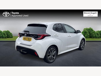 Used Toyota Yaris 2023 for sale - 75669338: Photo