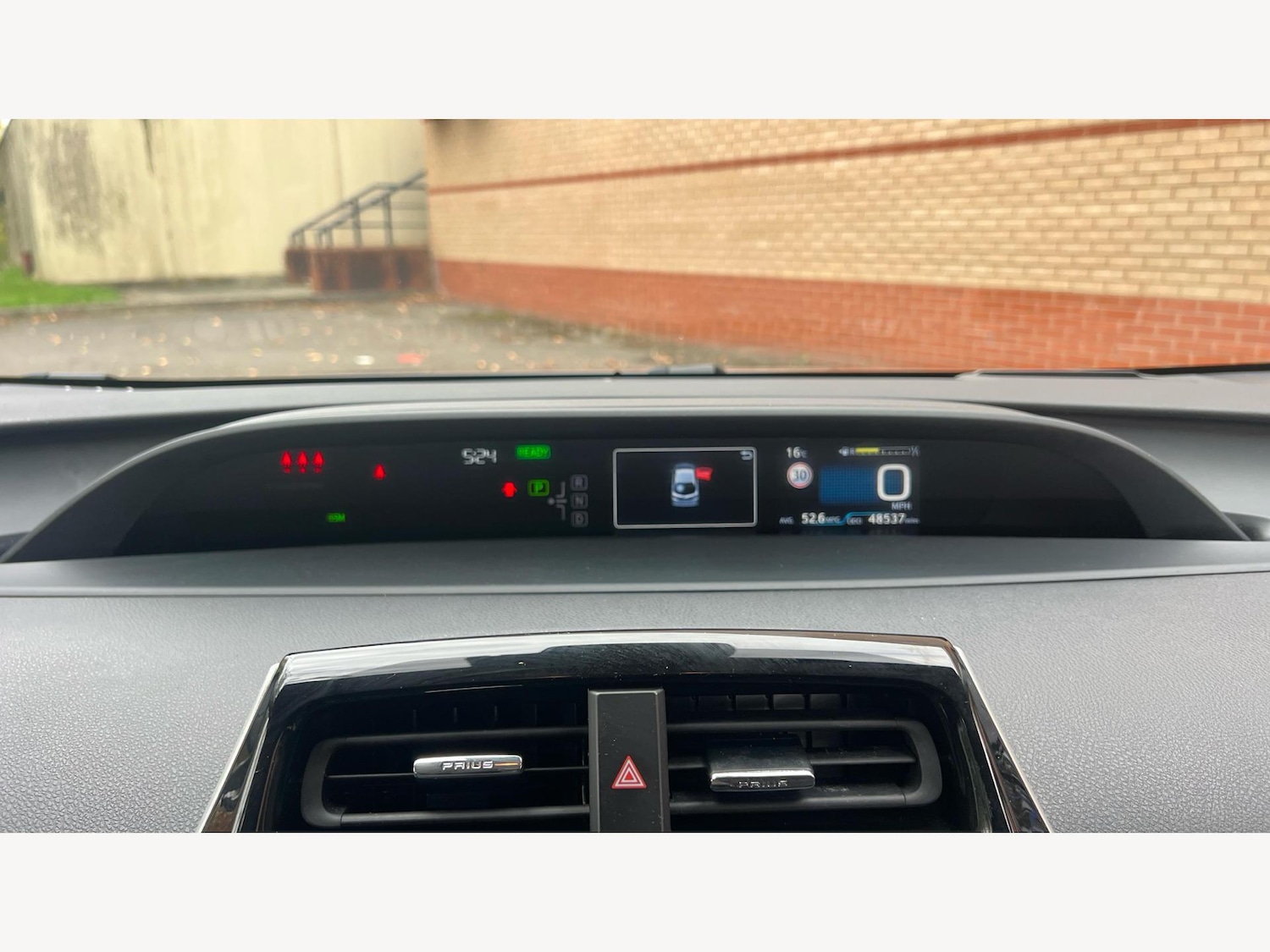 Used Toyota Prius 2022 for sale - 76315021: Photo 11