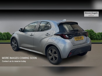 Used Toyota Yaris 2024 for sale - 77838658: Photo