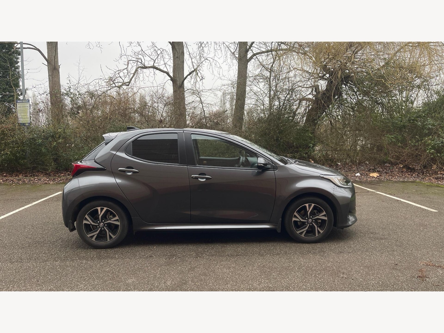 Used Toyota Yaris for sale - 77424811: Photo 18