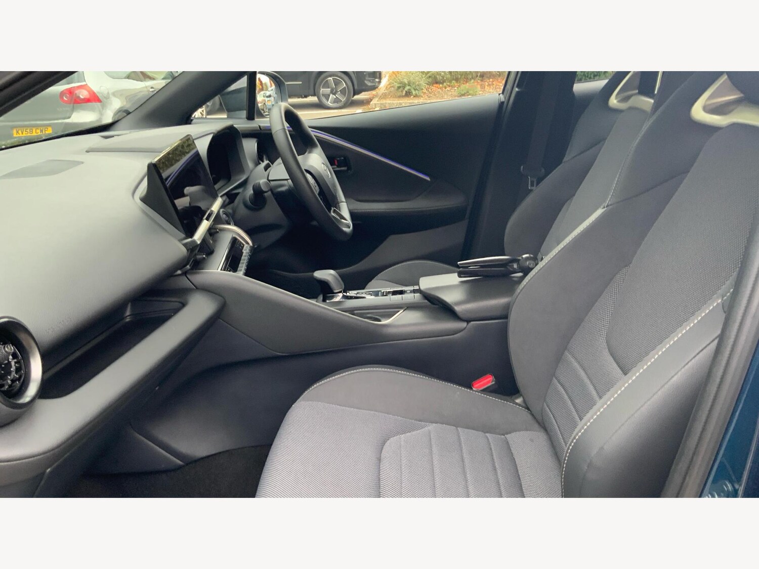 Used Toyota C-HR 2025 for sale - 77081541: Photo 12