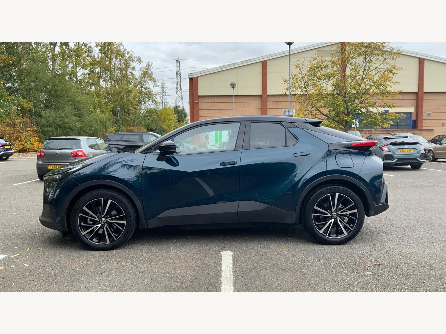 Used Toyota C-HR 2025 for sale - 77081541: Photo 19