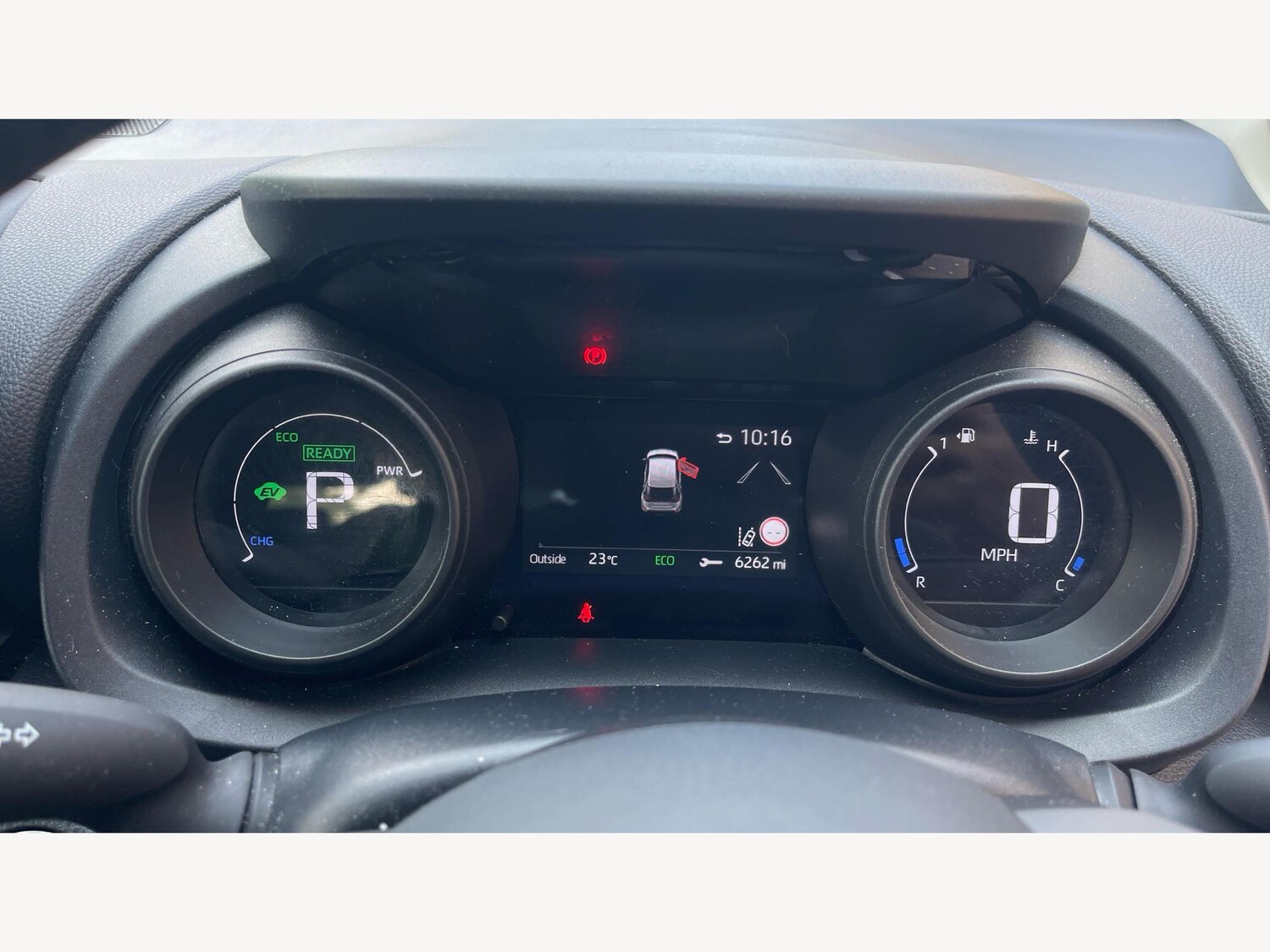 Used Toyota Yaris Cross 2024 for sale - 77440257: Photo 11