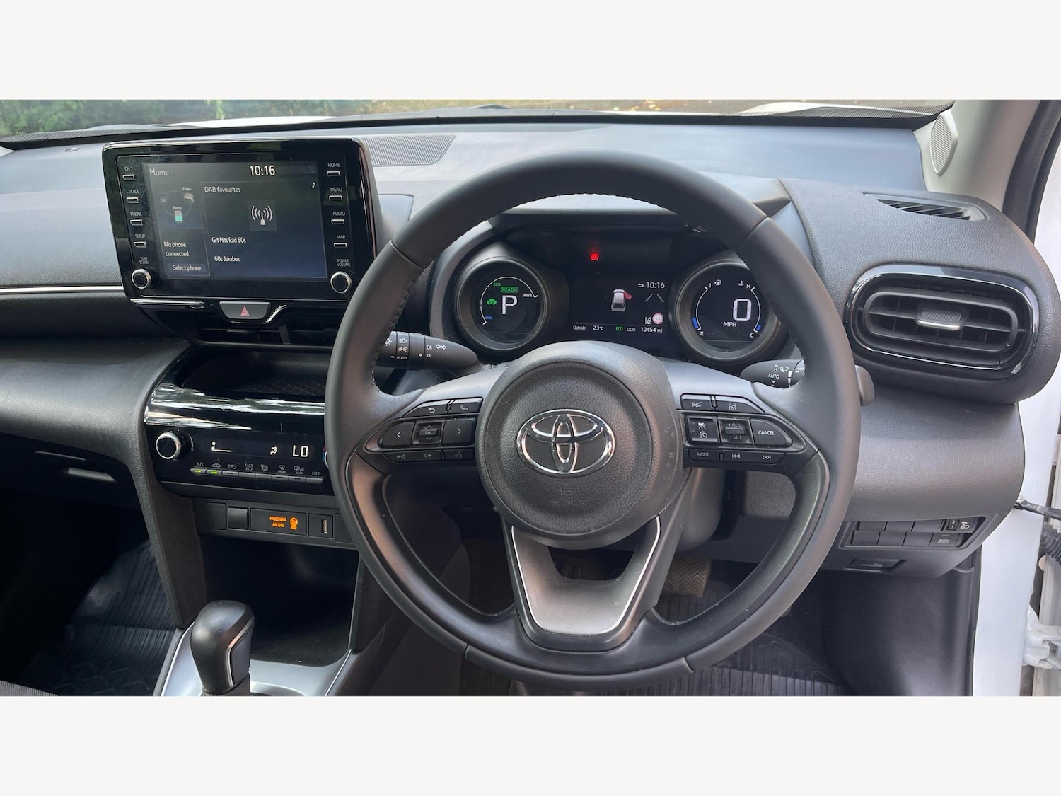 Used Toyota Yaris Cross 2024 for sale - 77440257: Photo 8