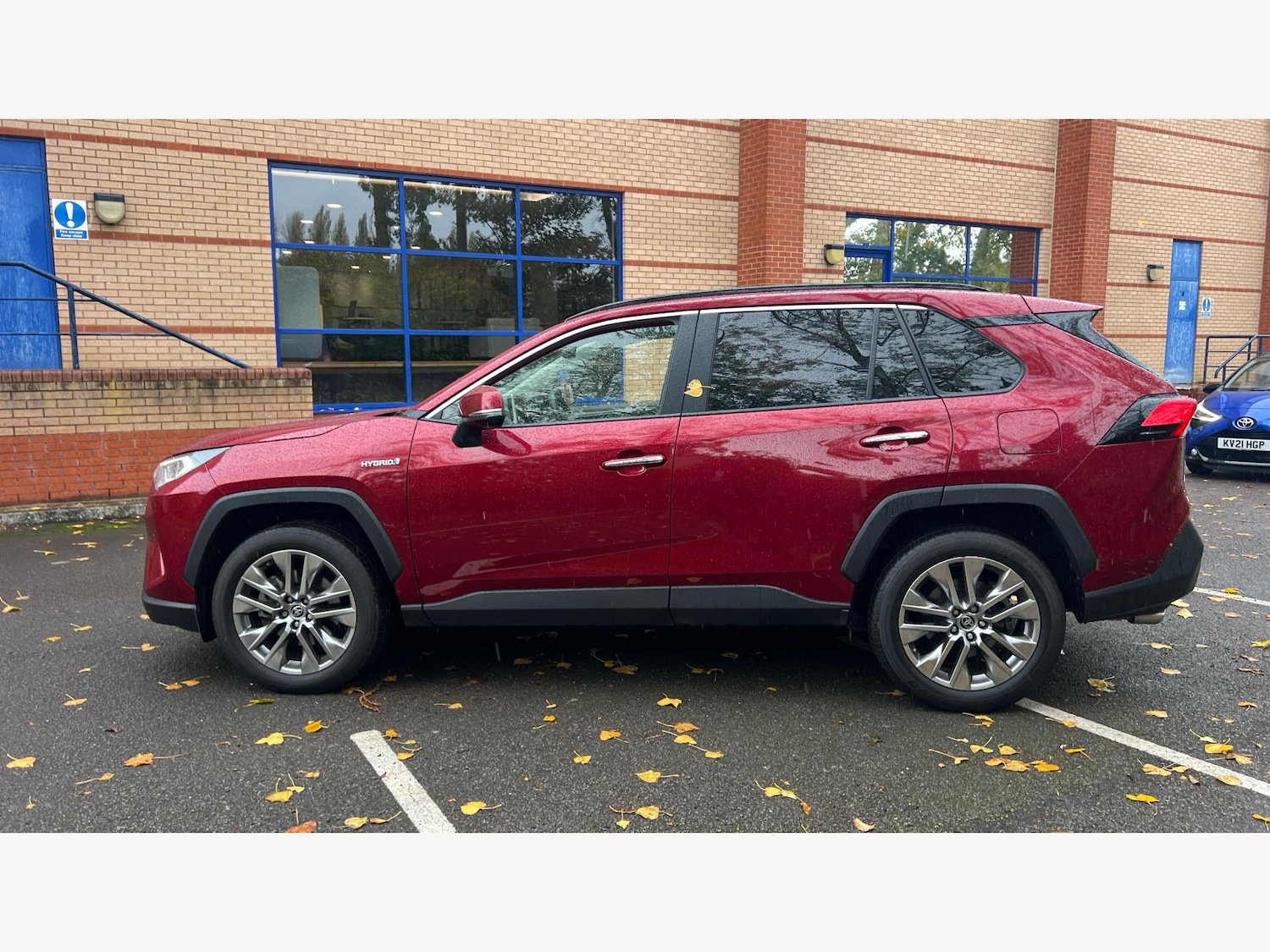 Used Toyota RAV4 2021 for sale - 76389410: Photo 19