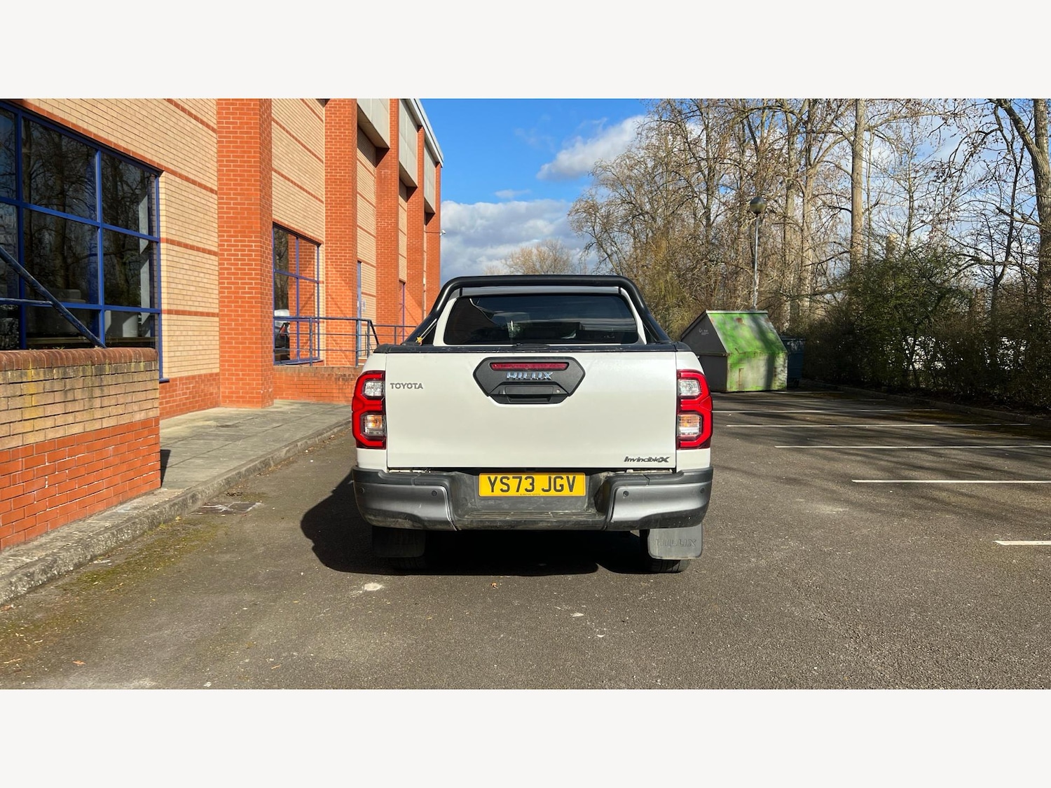 Used Toyota Hilux 2023 for sale - 76612885: Photo 21