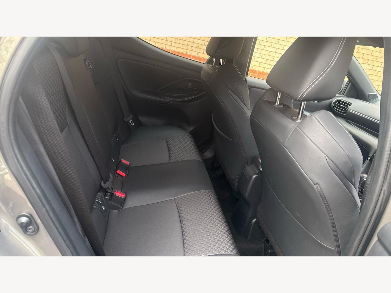 Used Toyota Yaris for sale - 77794254: Photo 14