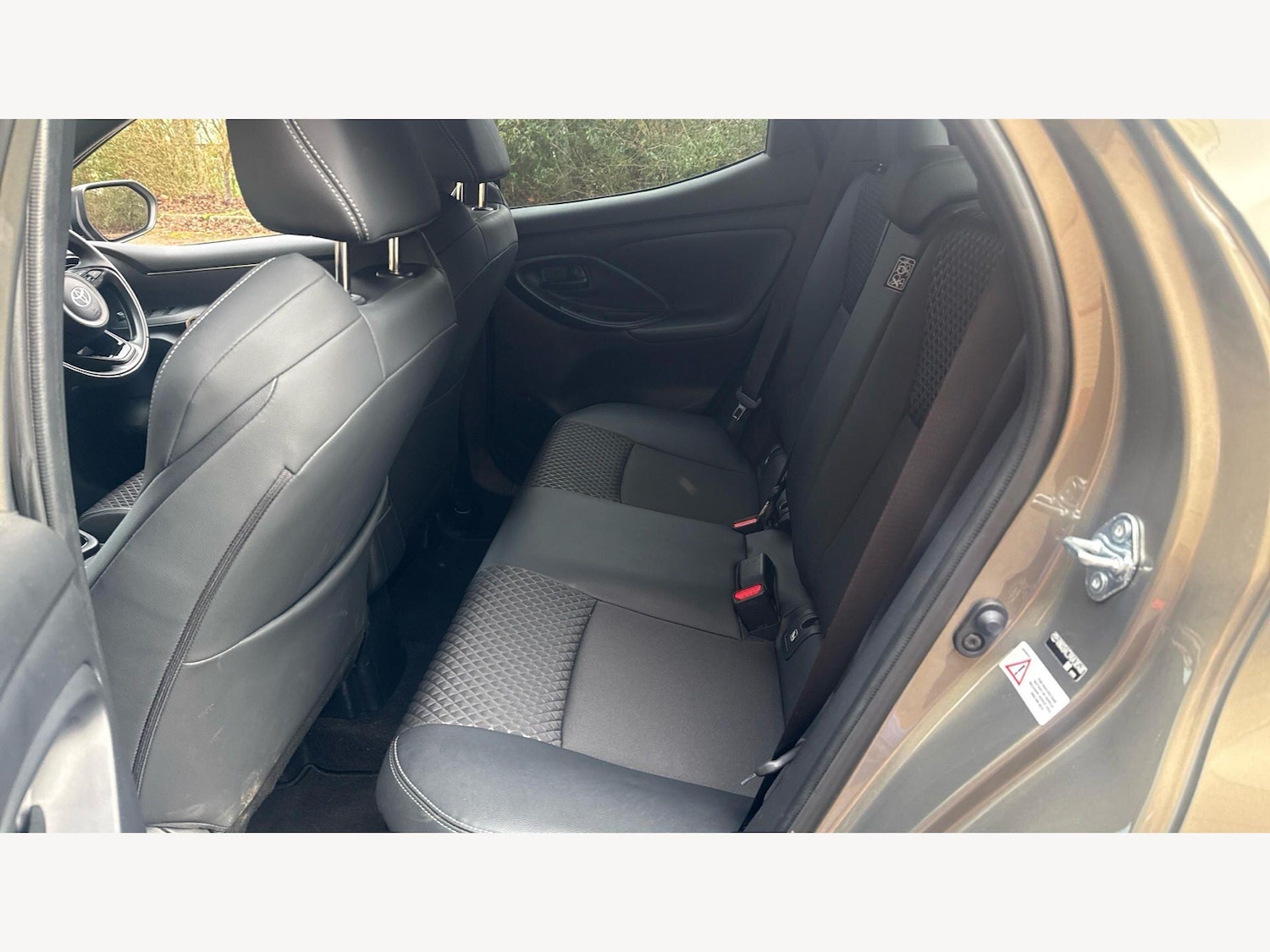 Used Toyota Yaris for sale - 77794254: Photo 15