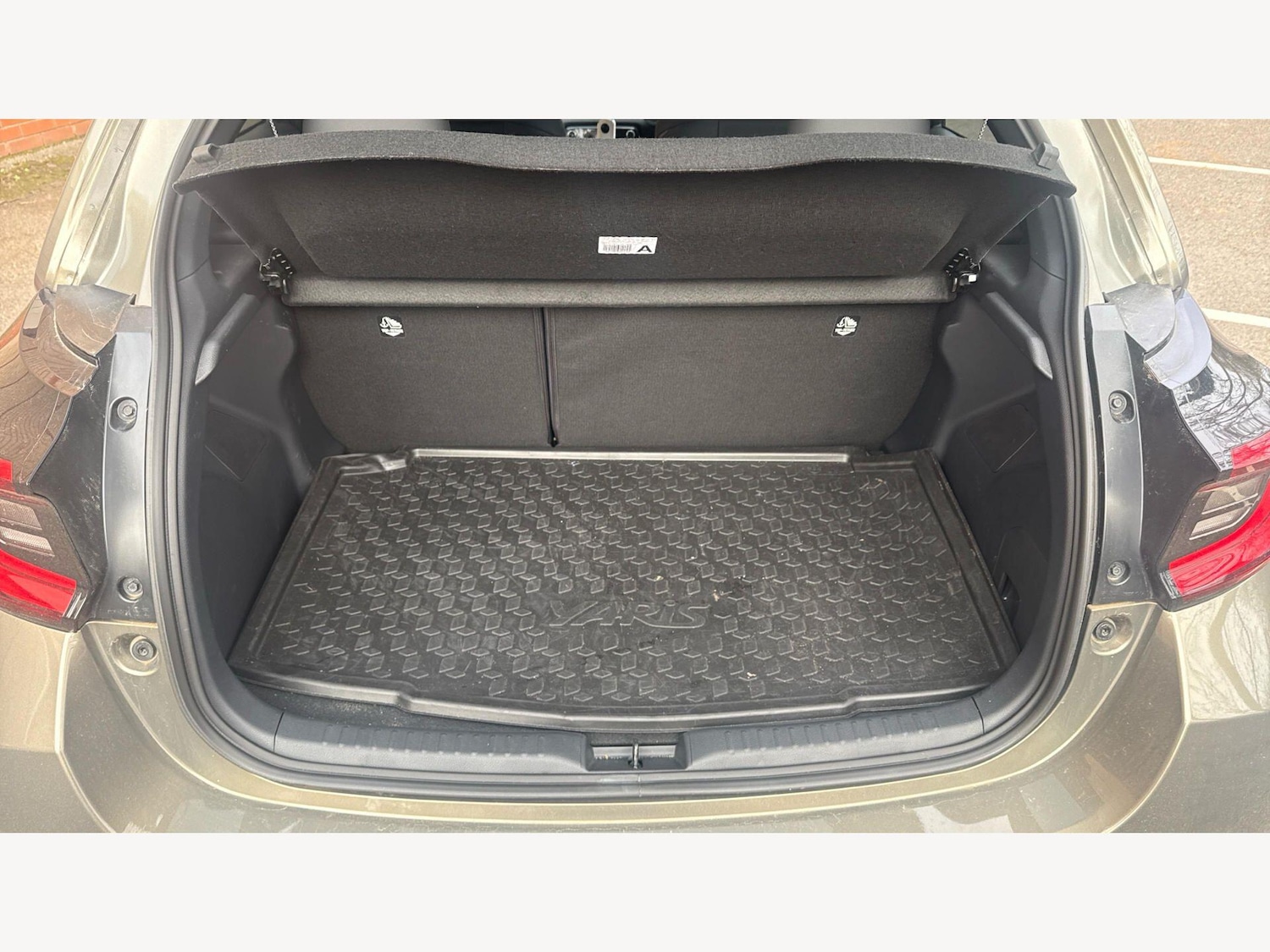 Used Toyota Yaris for sale - 77794254: Photo 16