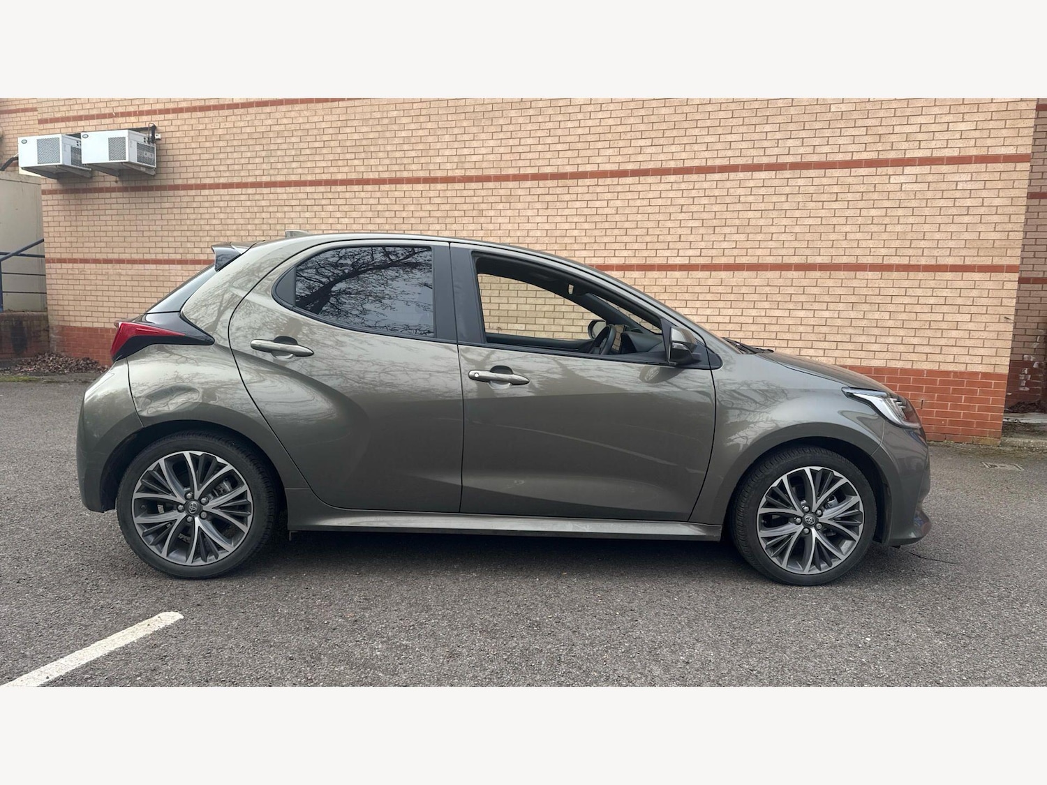 Used Toyota Yaris for sale - 77794254: Photo 18