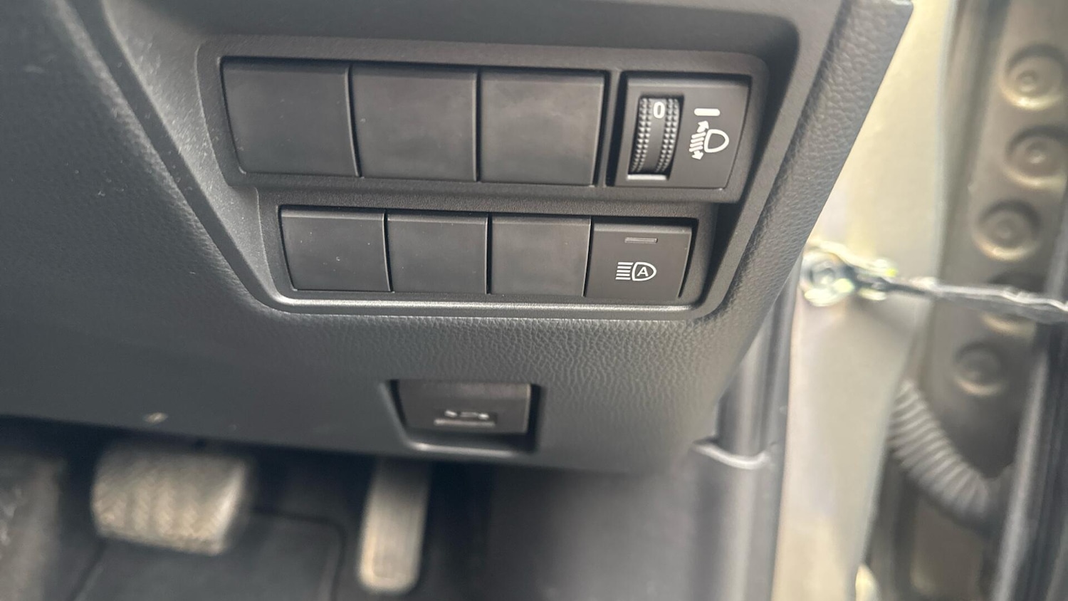 Used Toyota Yaris for sale - 77794254: Photo 36