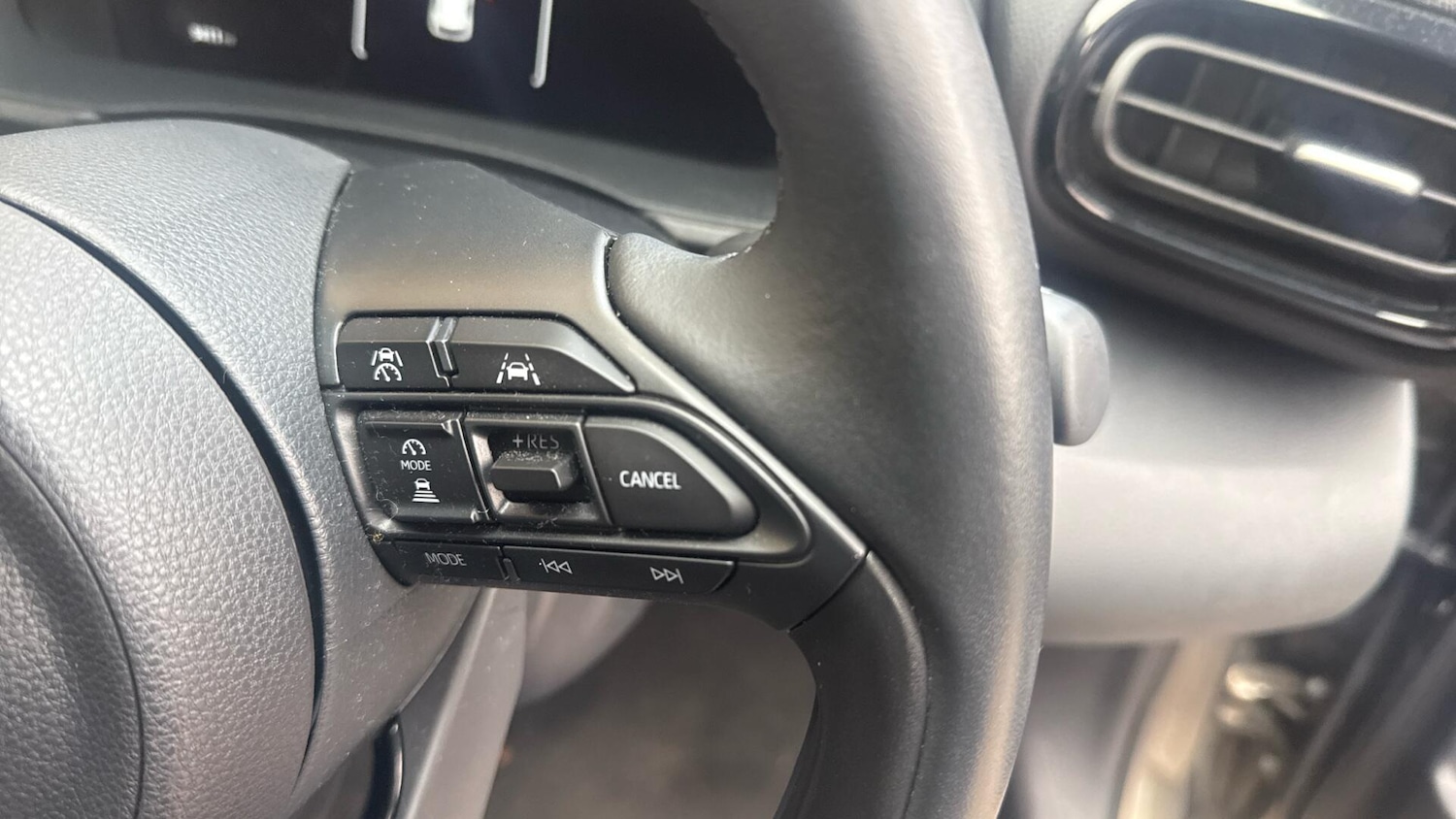 Used Toyota Yaris for sale - 77794254: Photo 37