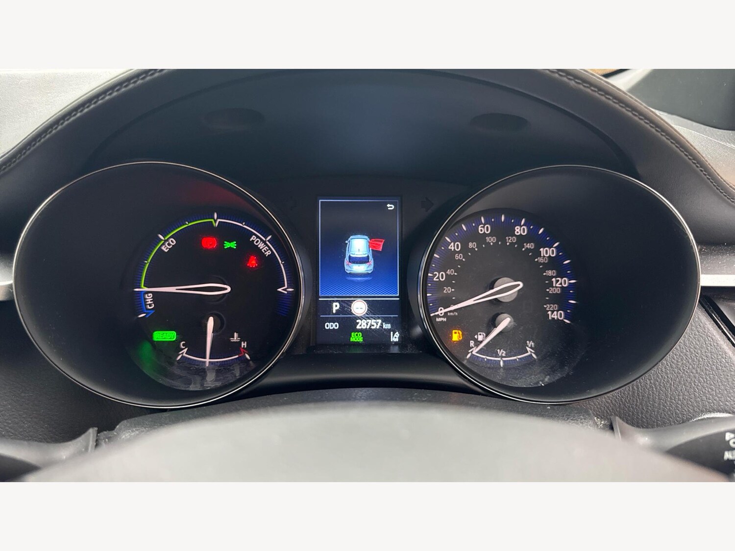 Used Toyota C-HR 2023 for sale - 76952703: Photo 11