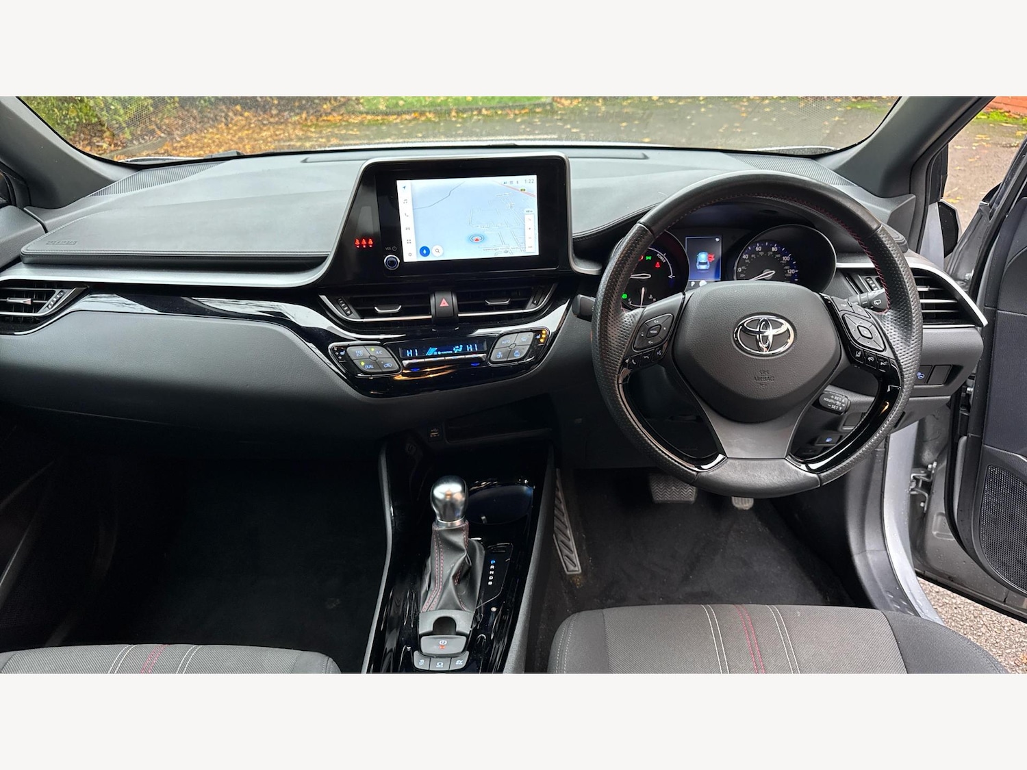 Used Toyota C-HR 2023 for sale - 76952703: Photo 7