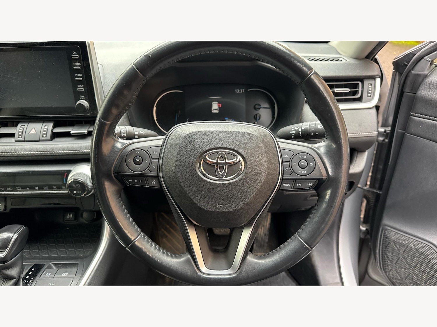 Used Toyota RAV4 2019 for sale - 76433187: Photo 10