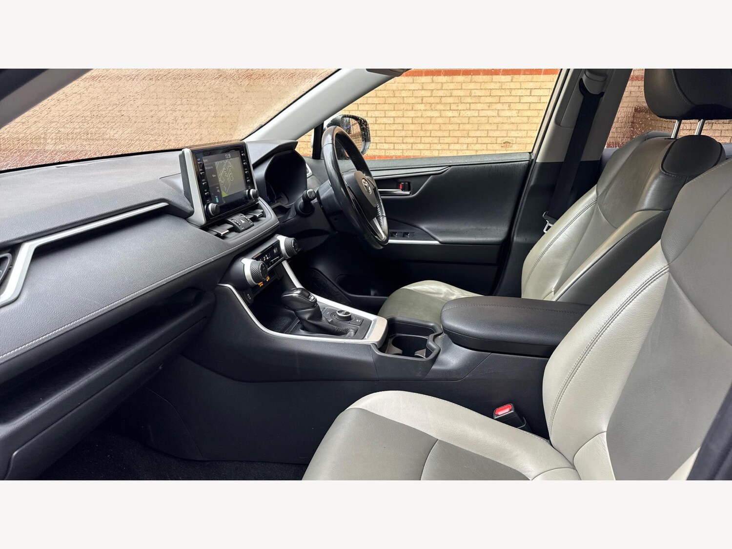 Used Toyota RAV4 2019 for sale - 76433187: Photo 12