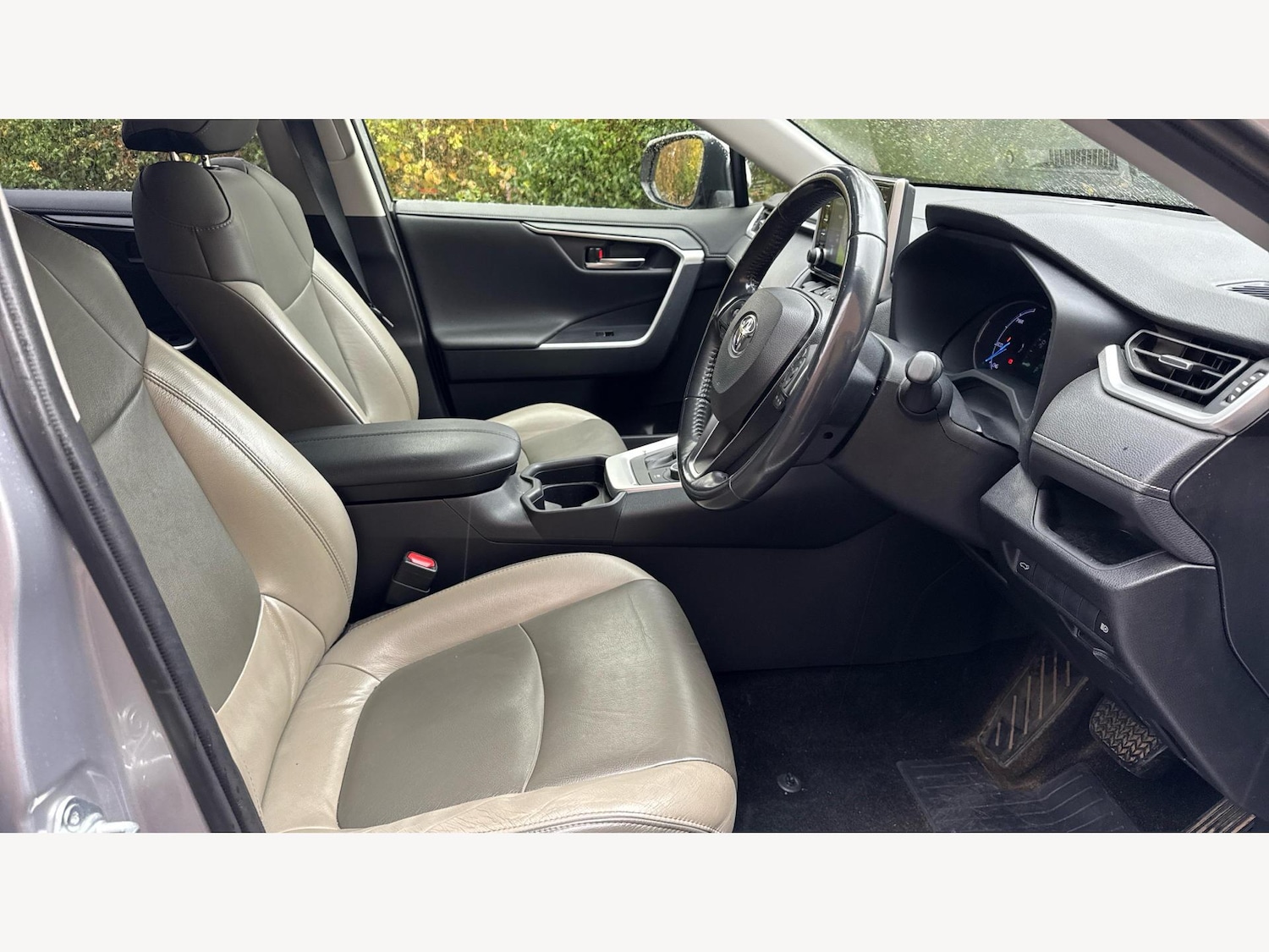 Used Toyota RAV4 2019 for sale - 76433187: Photo 13