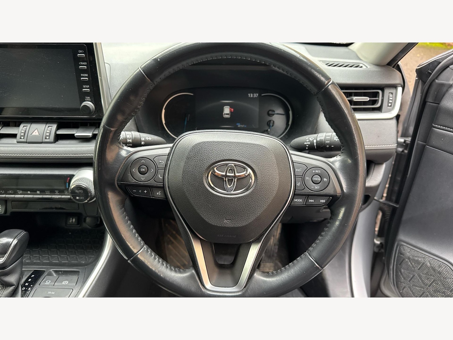 Used Toyota RAV4 2019 for sale - 76433187: Photo 8