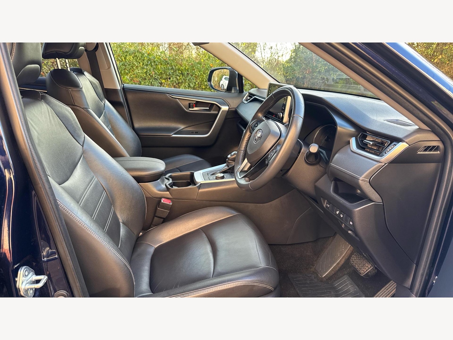 Used Toyota RAV4 2019 for sale - 76597187: Photo 13