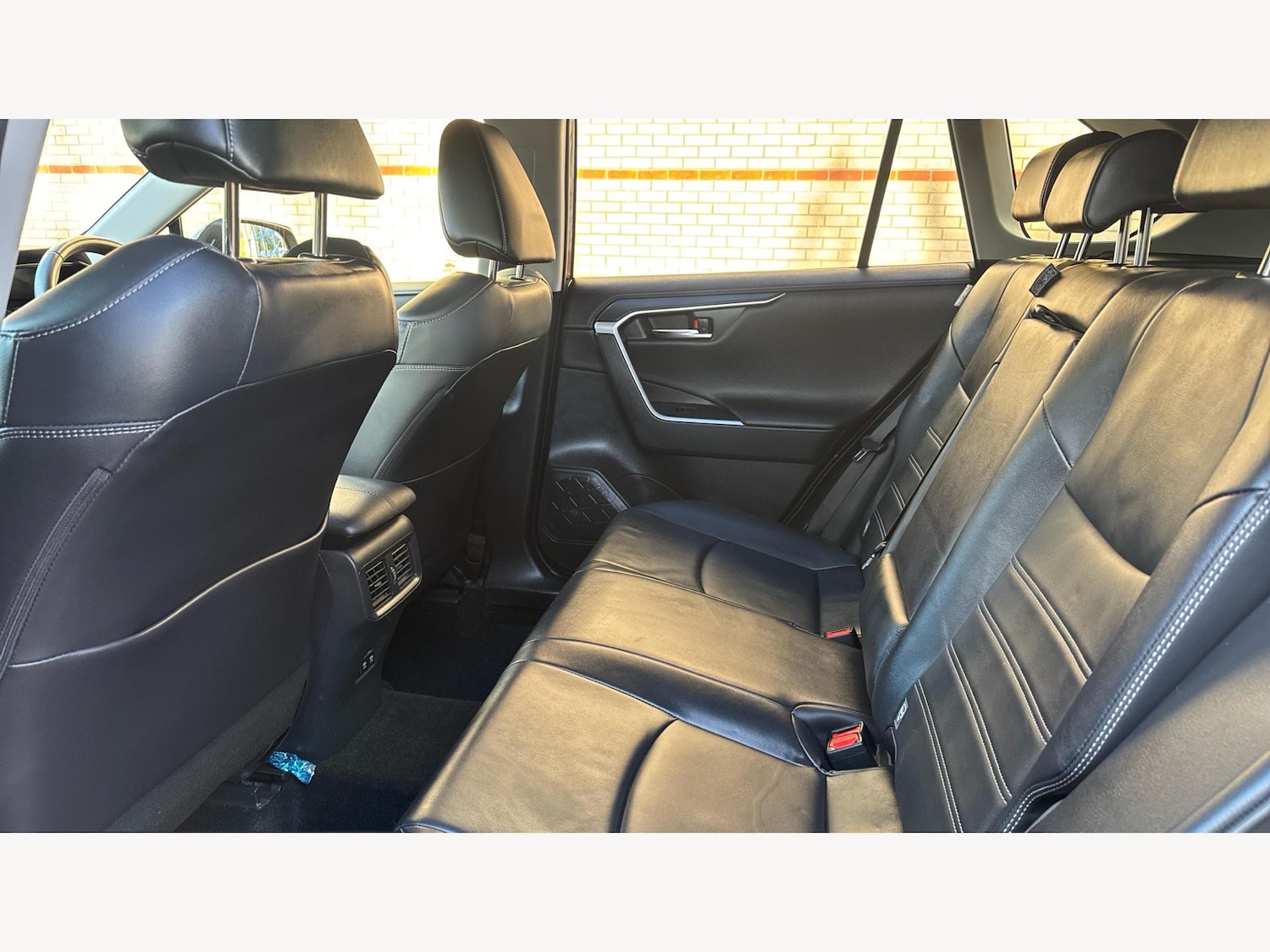 Used Toyota RAV4 2019 for sale - 76597187: Photo 15