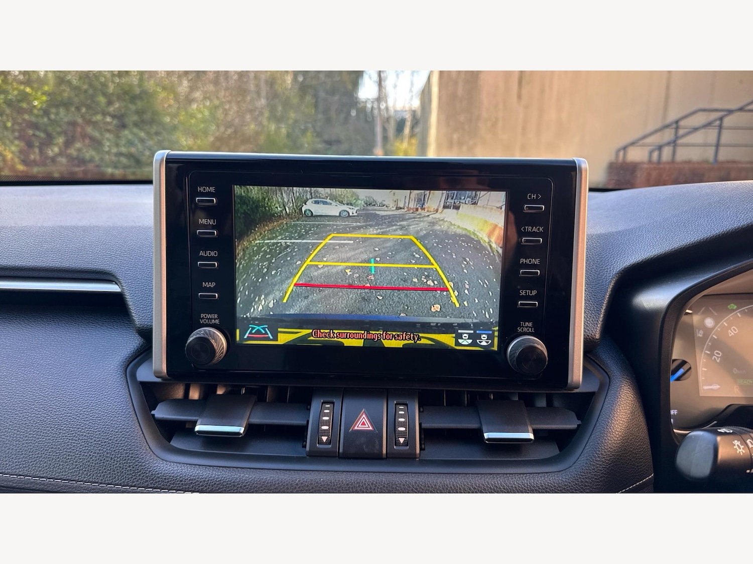 Used Toyota RAV4 2019 for sale - 76597187: Photo 22