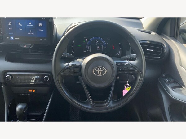 Used Toyota Yaris 2024 for sale - 76189938: Photo 10