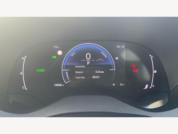 Used Toyota Yaris 2024 for sale - 76189938: Photo 11