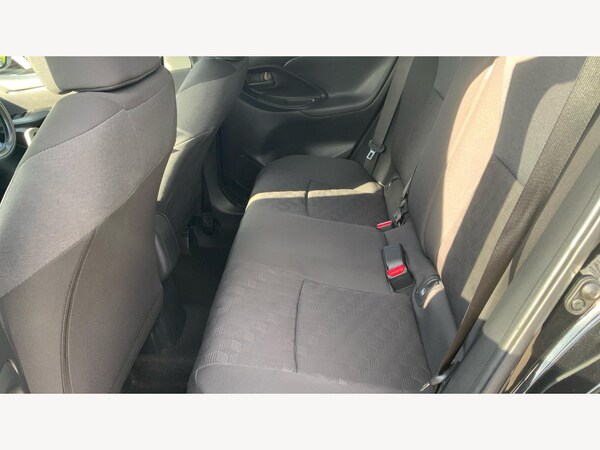 Used Toyota Yaris 2024 for sale - 76189938: Photo 15
