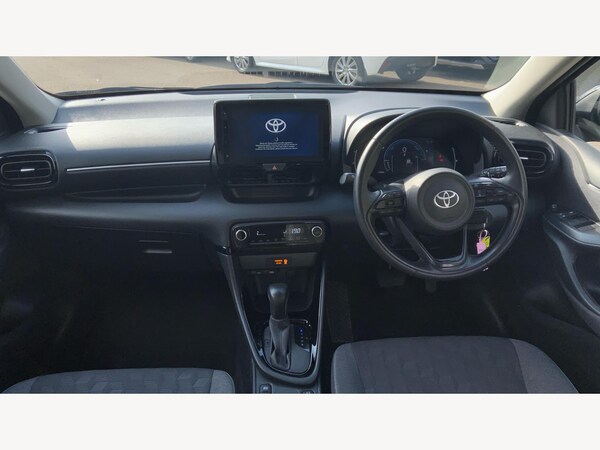Used Toyota Yaris 2024 for sale - 76189938: Photo 7