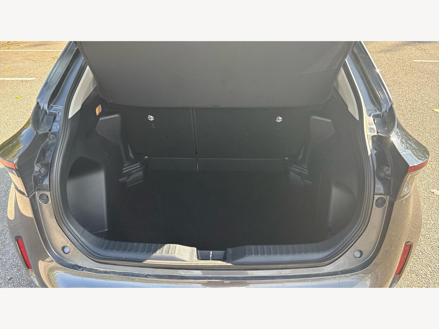 Used Toyota Yaris Cross 2023 for sale - 76013033: Photo 16