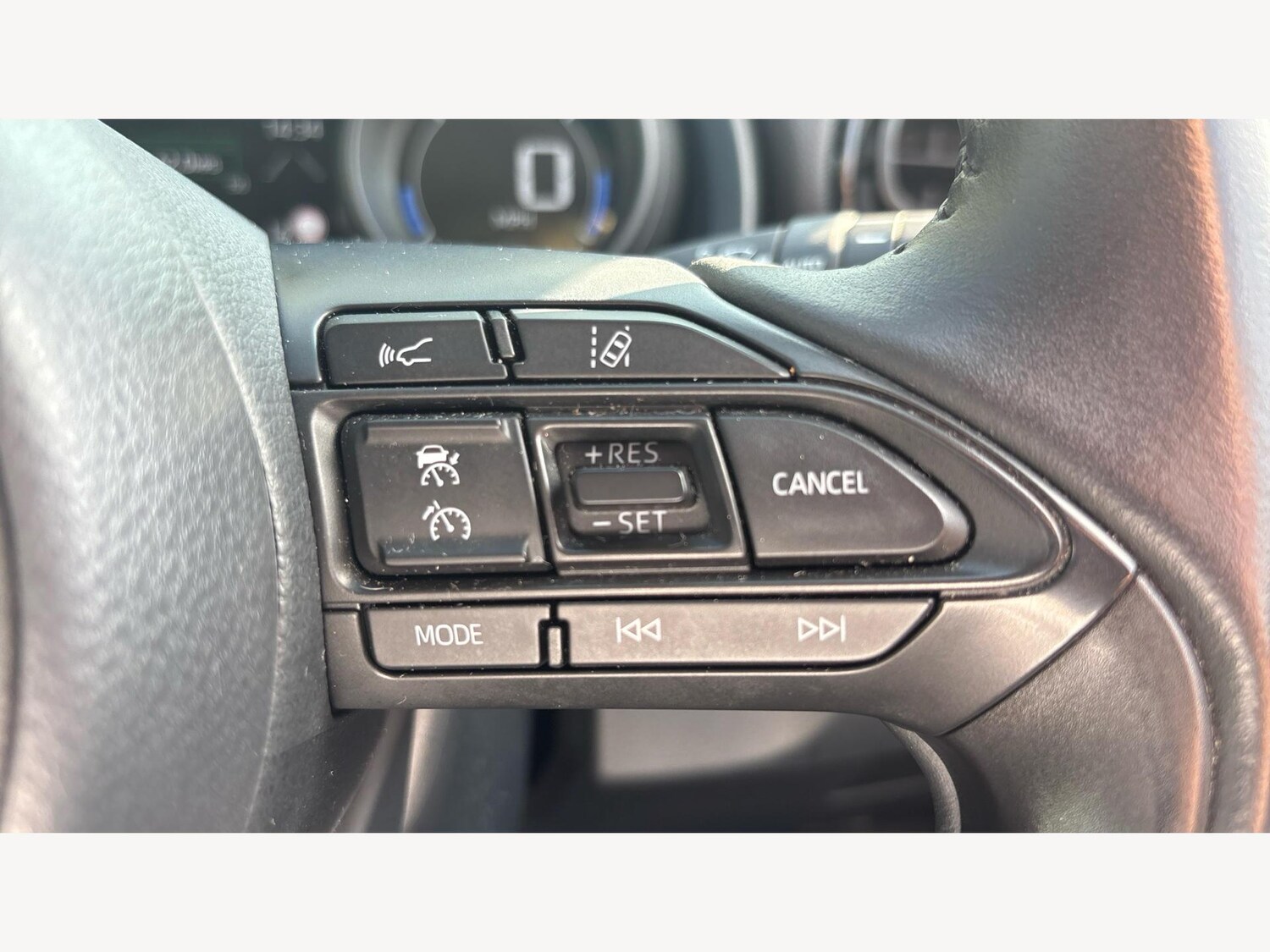 Used Toyota Yaris Cross 2023 for sale - 76013033: Photo 22